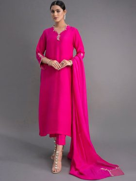 Women Floral Embroidered Straight Kurta with Trousers & Dupatta
