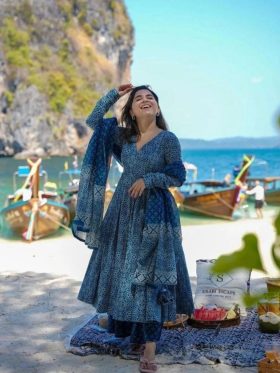 Bandhani Printed V-Neck Angrakha Pure Cotton Kurta With Palazzos And Dupatta