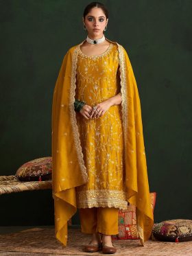 Women Ethnic Motifs Embroidered Regular Thread Work Kurta with Trousers & With Dupatta
