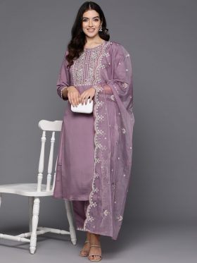 Women Floral Yoke Design Regular Thread Work Kurta with Trousers & Dupatta