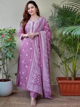 Women Floral Embroidered Regular Chikankari Kurta with Trousers & With Dupatta